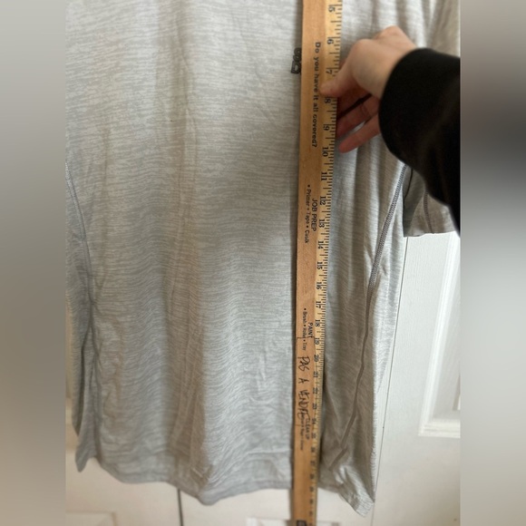 Superdry t-shirt - Picture 4 of 9